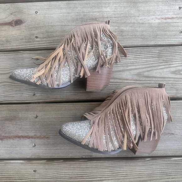 Fringe Glitter Ankle Boots - Silver and Tan - Picture 1 of 11